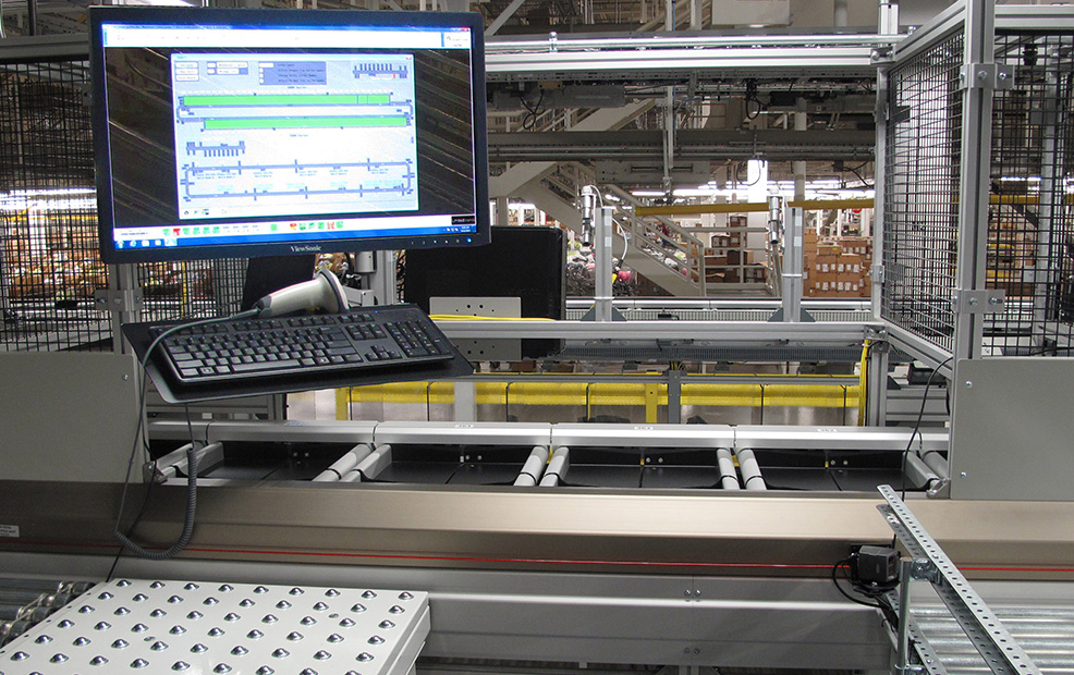 Warehouse Execution System managing Conveyor Merge